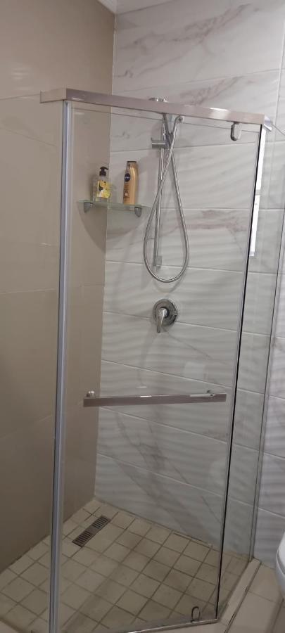 Atterbury Self Catering Studios Pretoria Bagian luar foto