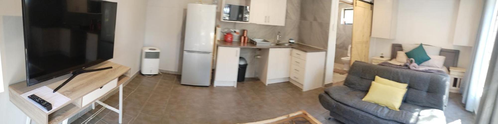 Atterbury Self Catering Studios Pretoria Bagian luar foto